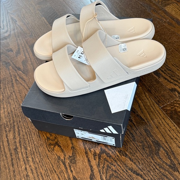 Adidas Beige Slide Sandals Mens 13 NEW cloud foam - Picture 2 of 2